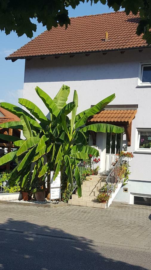Ferienwohnung Am Eck Руст Екстер'єр фото